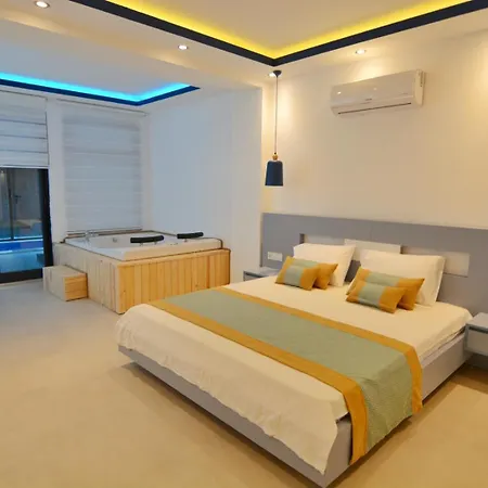 Artun Hotel 4*